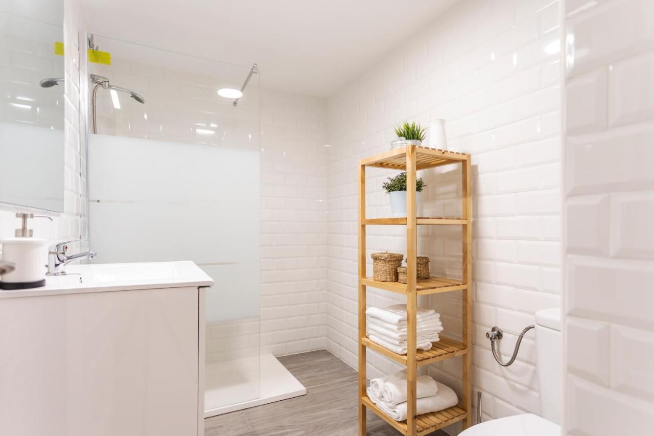 -malagasunapts- Premium Centre Freeparking Apartment