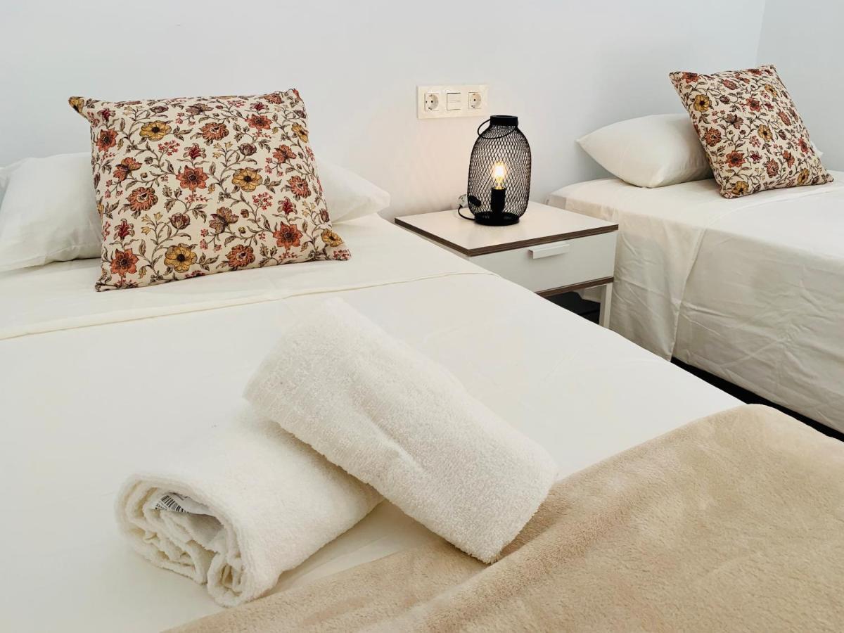 Homely Luxury Atarazanas Apartment Malaga