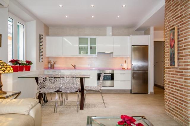Felix Saenz Roomalaga By Bossh Apartment *