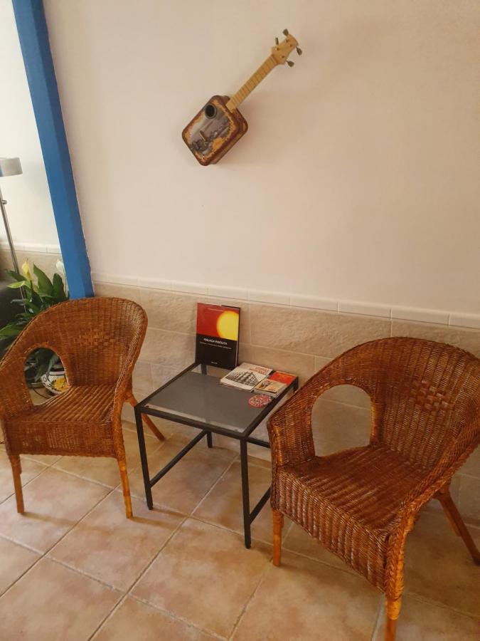 Private Townhouse With Roof Terrace Close To The Feriehus Málaga