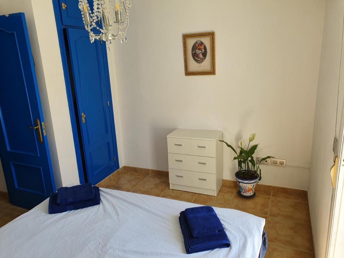 Hébergement de vacances Private Townhouse With Roof Terrace Close To The *