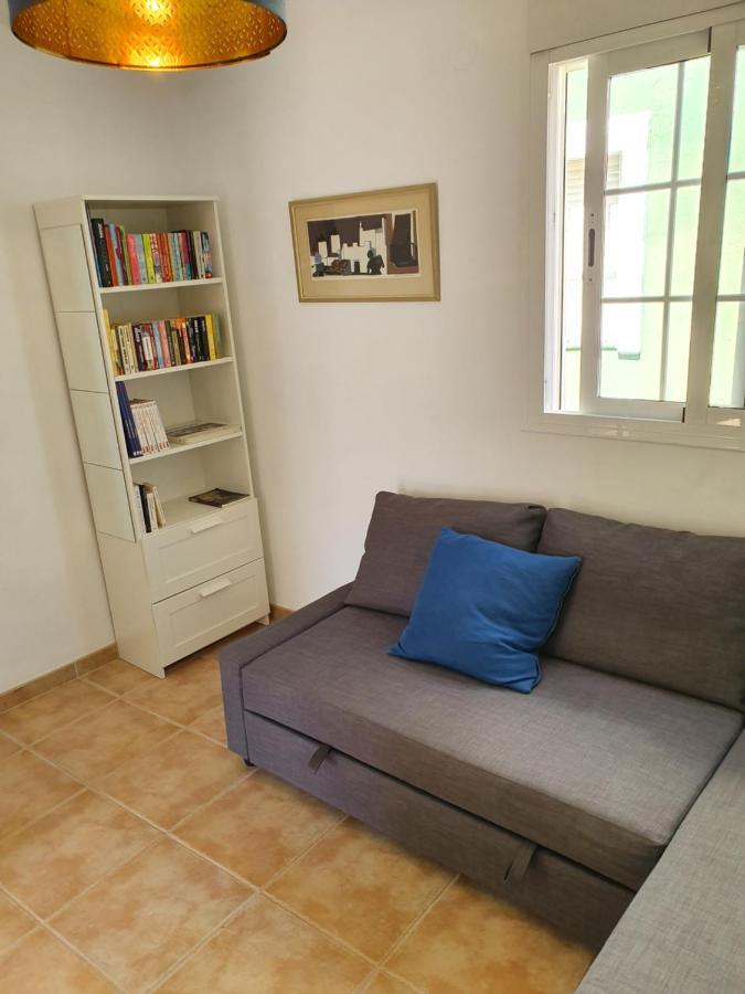 Private Townhouse With Roof Terrace Close To The Hébergement de vacances *
