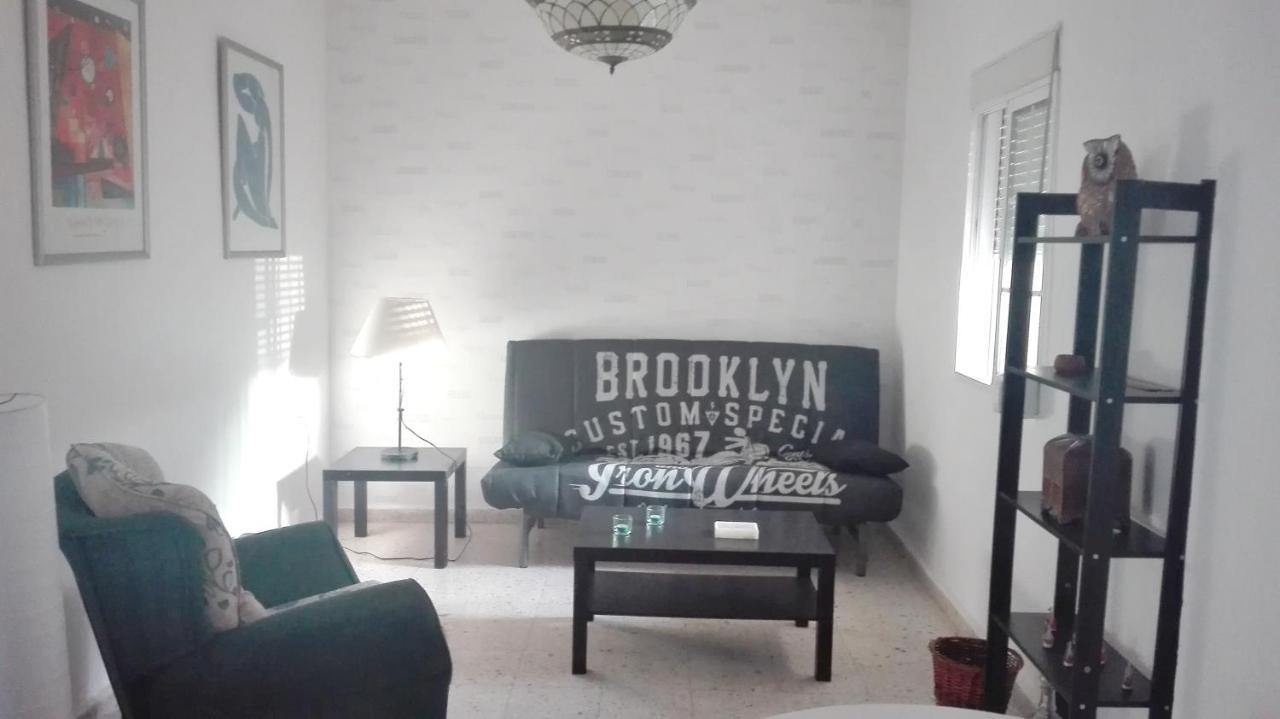 With 4 Bedrooms In With Furnished Balcony And Wifi Apartamento Málaga