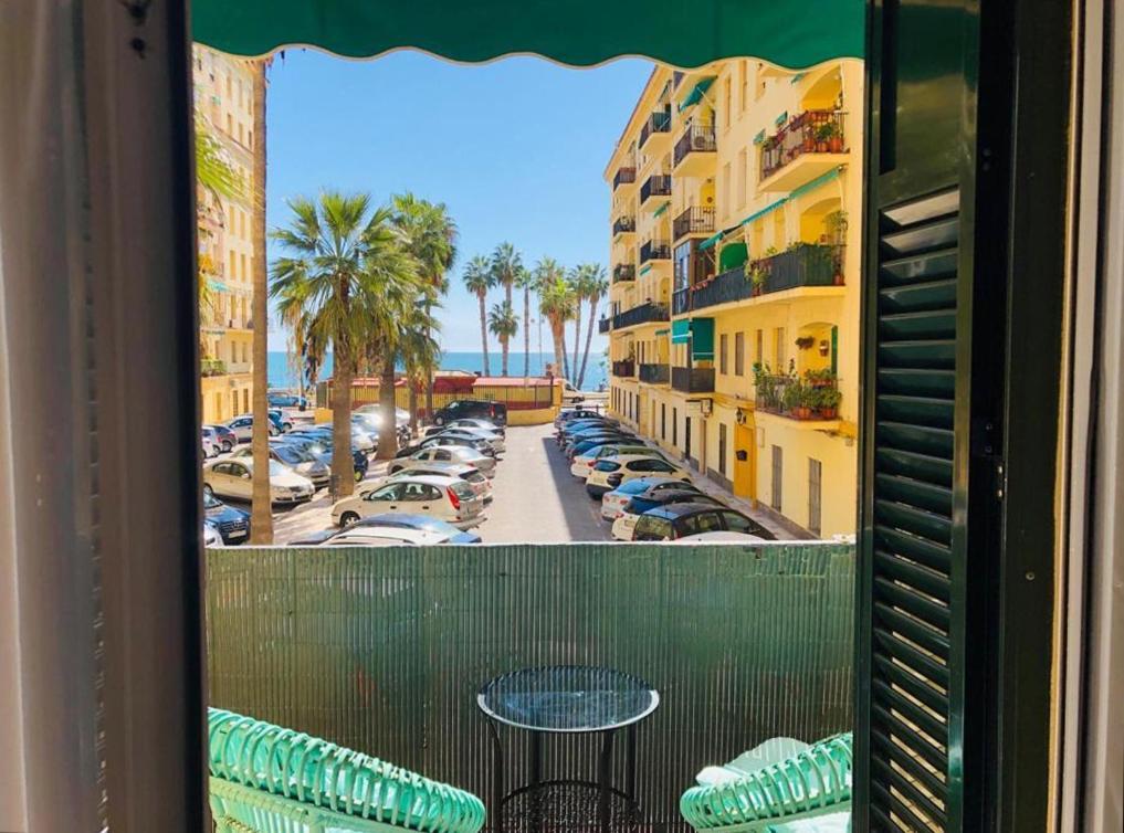 A 50 Metros De La Playa Malagueta Con Vistas Al Mar Apartamento Málaga