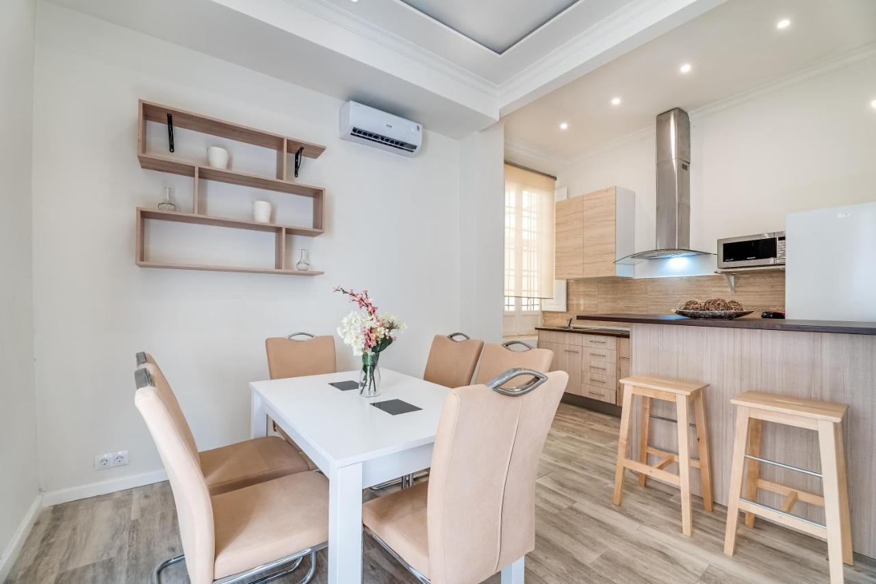 Apartment Center