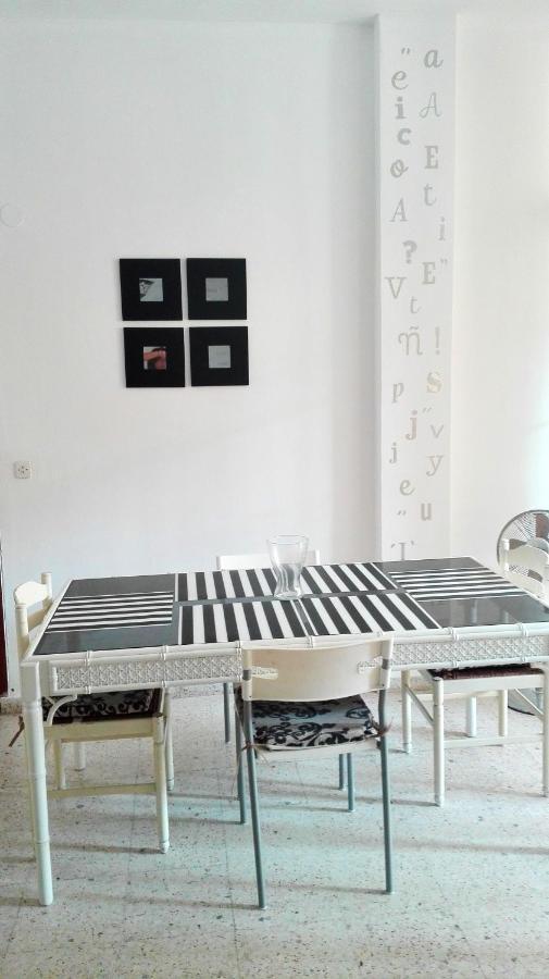 Apartamento With 4 Bedrooms In With Furnished Balcony And Wifi