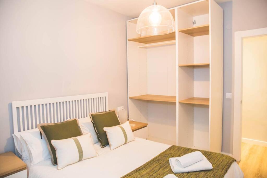 Luminoso Apartamento 3hab En Pedregalejo Playa * Malaga