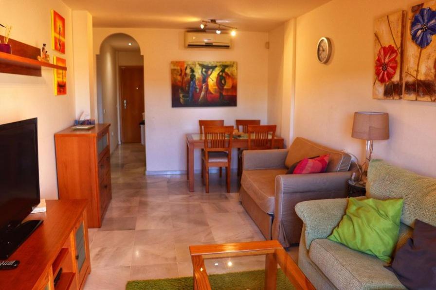 2 Bedroom Cala Azul - La Cala De Mijas Apartamento Málaga