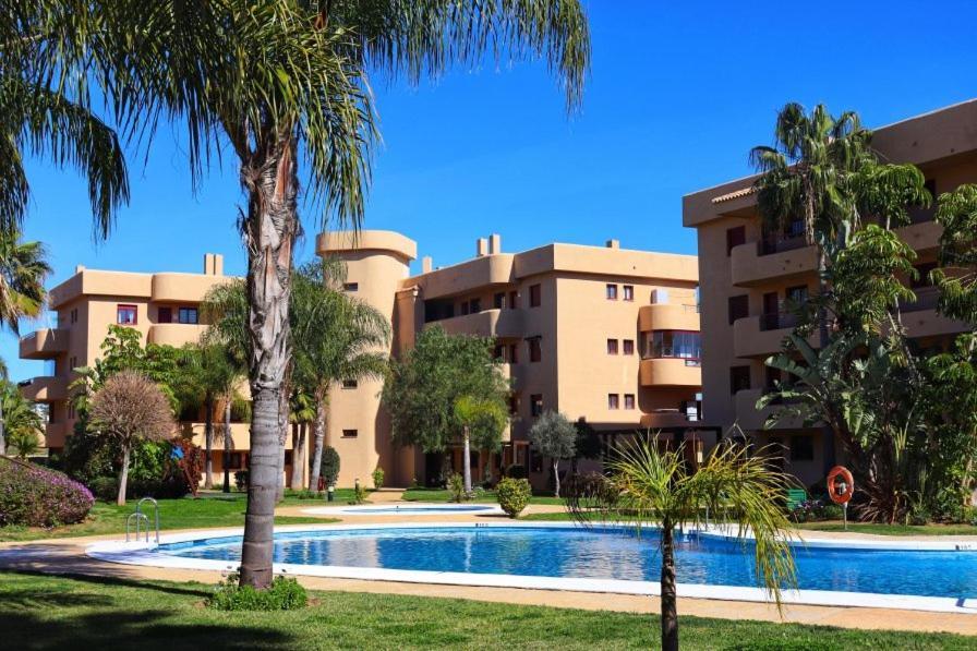 2 Bedroom Cala Azul - La Cala De Mijas Apartamento