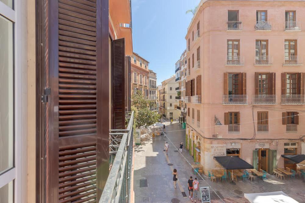 Beautiful Flat With Balcony And Wifi In Center