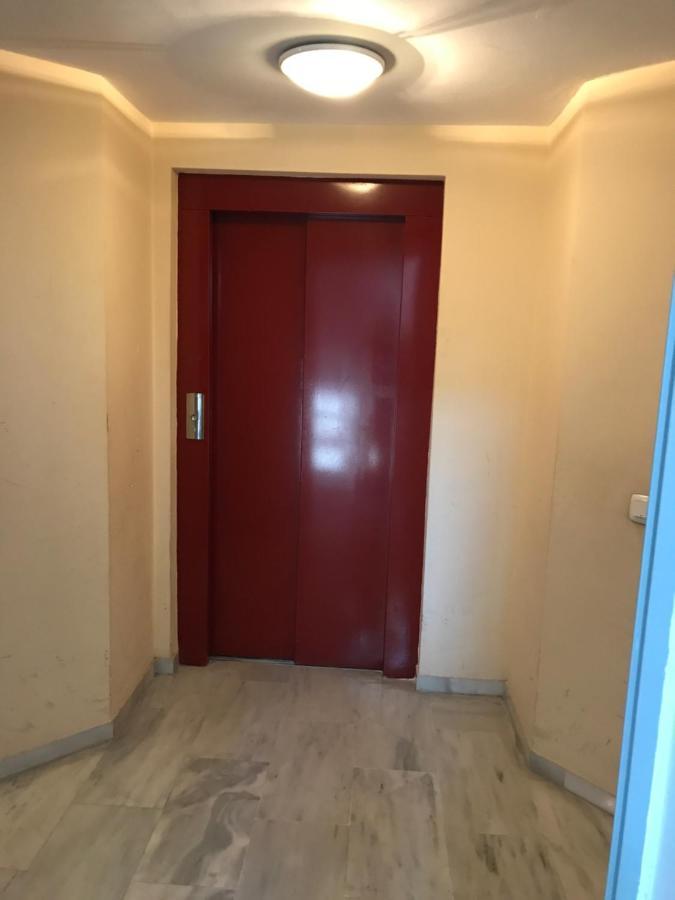 Appartement Apartamento Teatinos Con Piscina Espectacular, Aire Acondicionado En Salon-comedor Y Ventiladores En *
