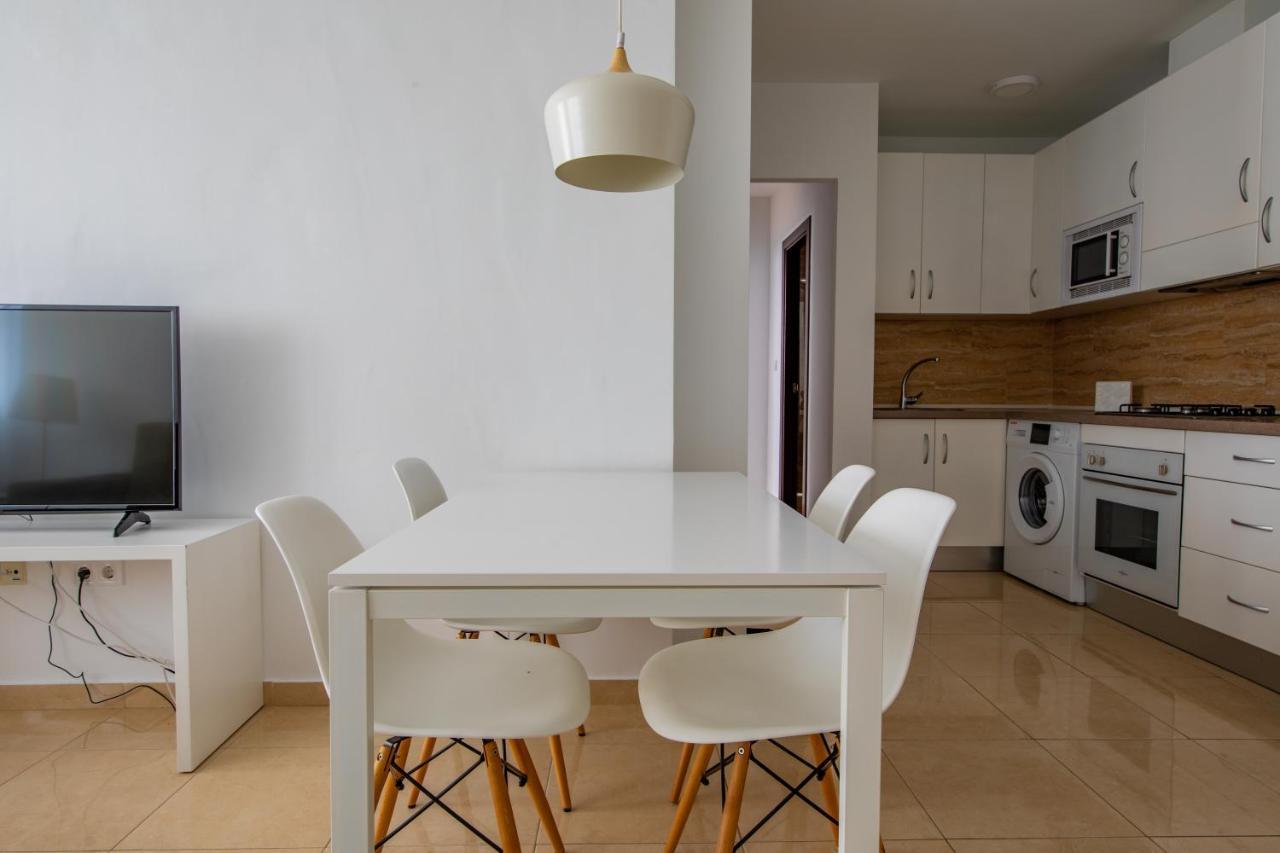 Fun Building By Homeabout Málaga