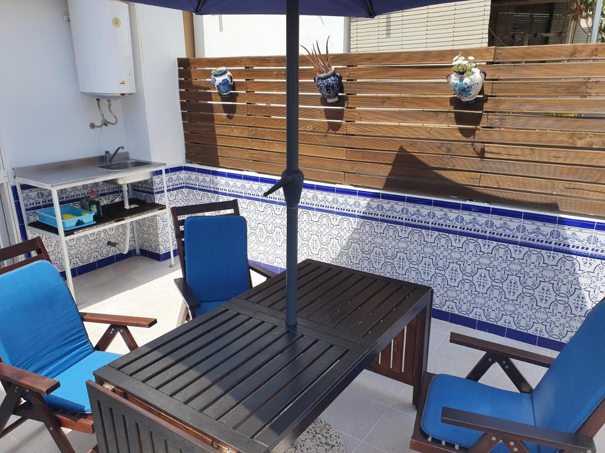 Private Townhouse With Roof Terrace Close To The Hébergement de vacances