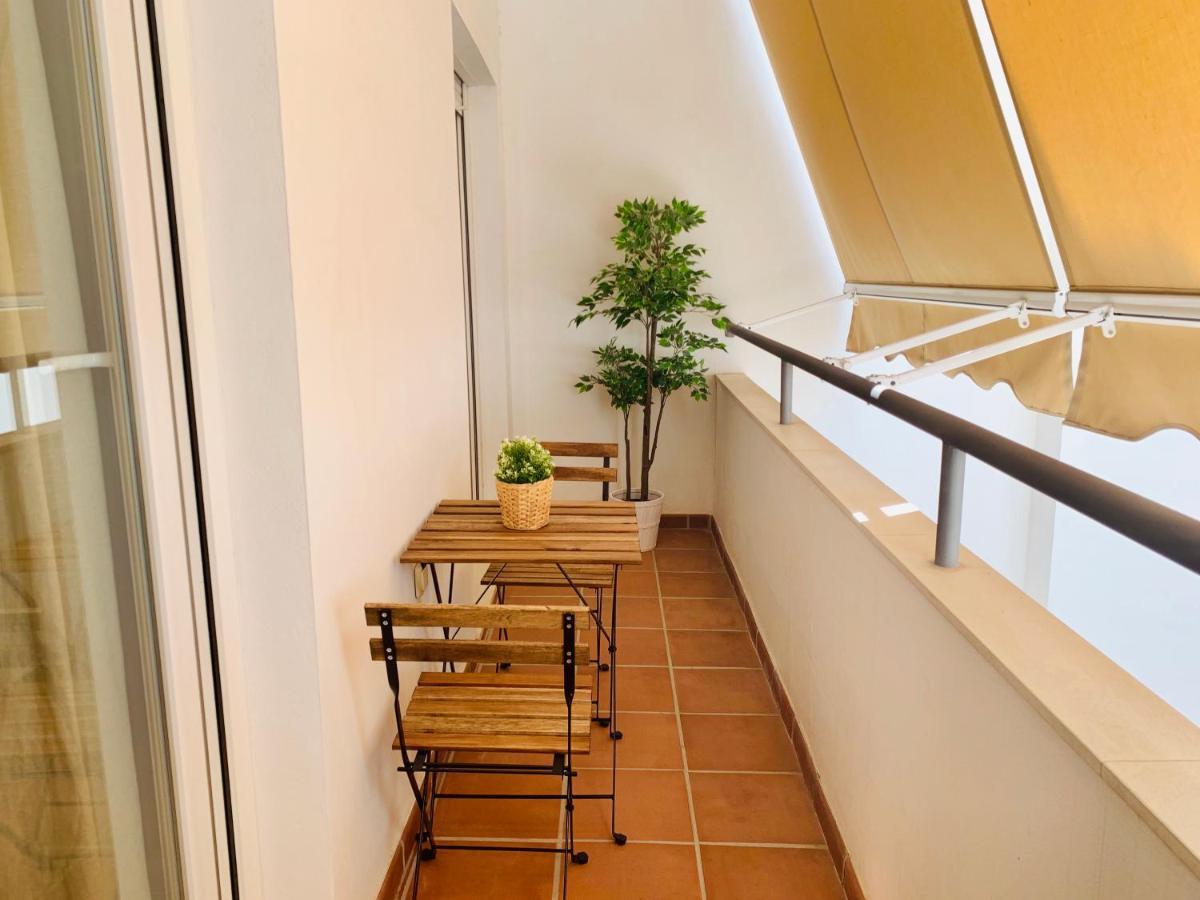 Homely Parras Con Terraza