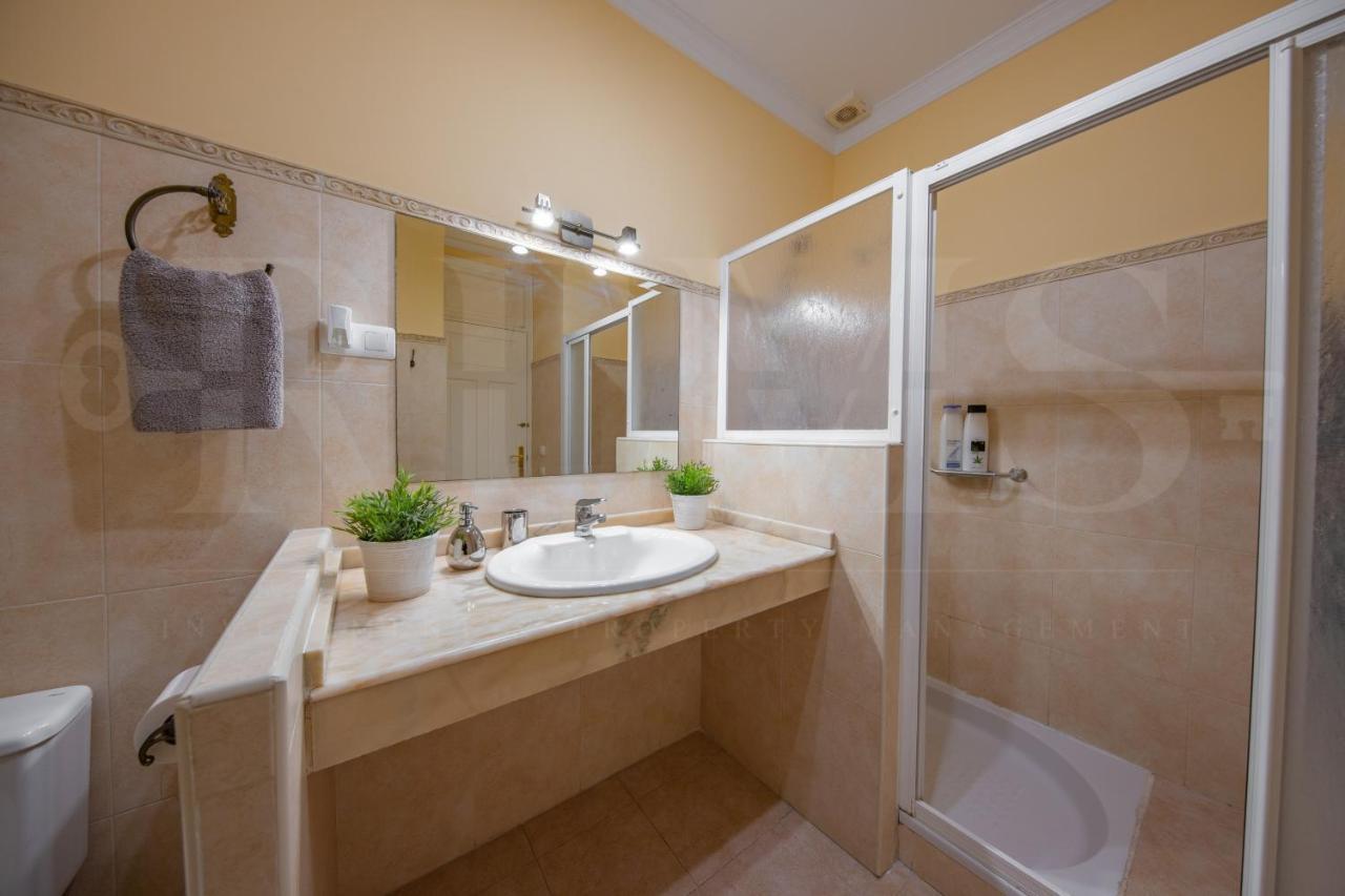 Uncibay Deluxe Málaga