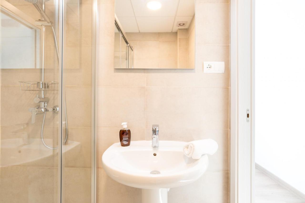 Urbe10 Atarazanas 2 Bedrooms Apartamento Málaga