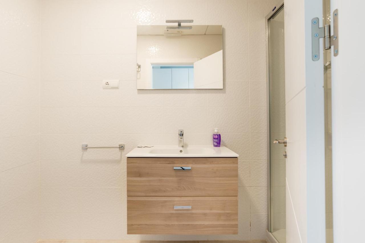 Urbe10 Atarazanas Premium Loft 4 * Málaga