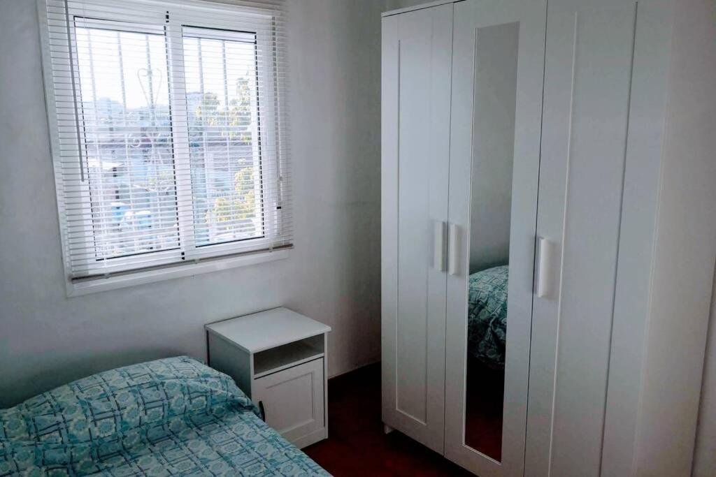 Apartamento De Tres En Carranque Lejlighed