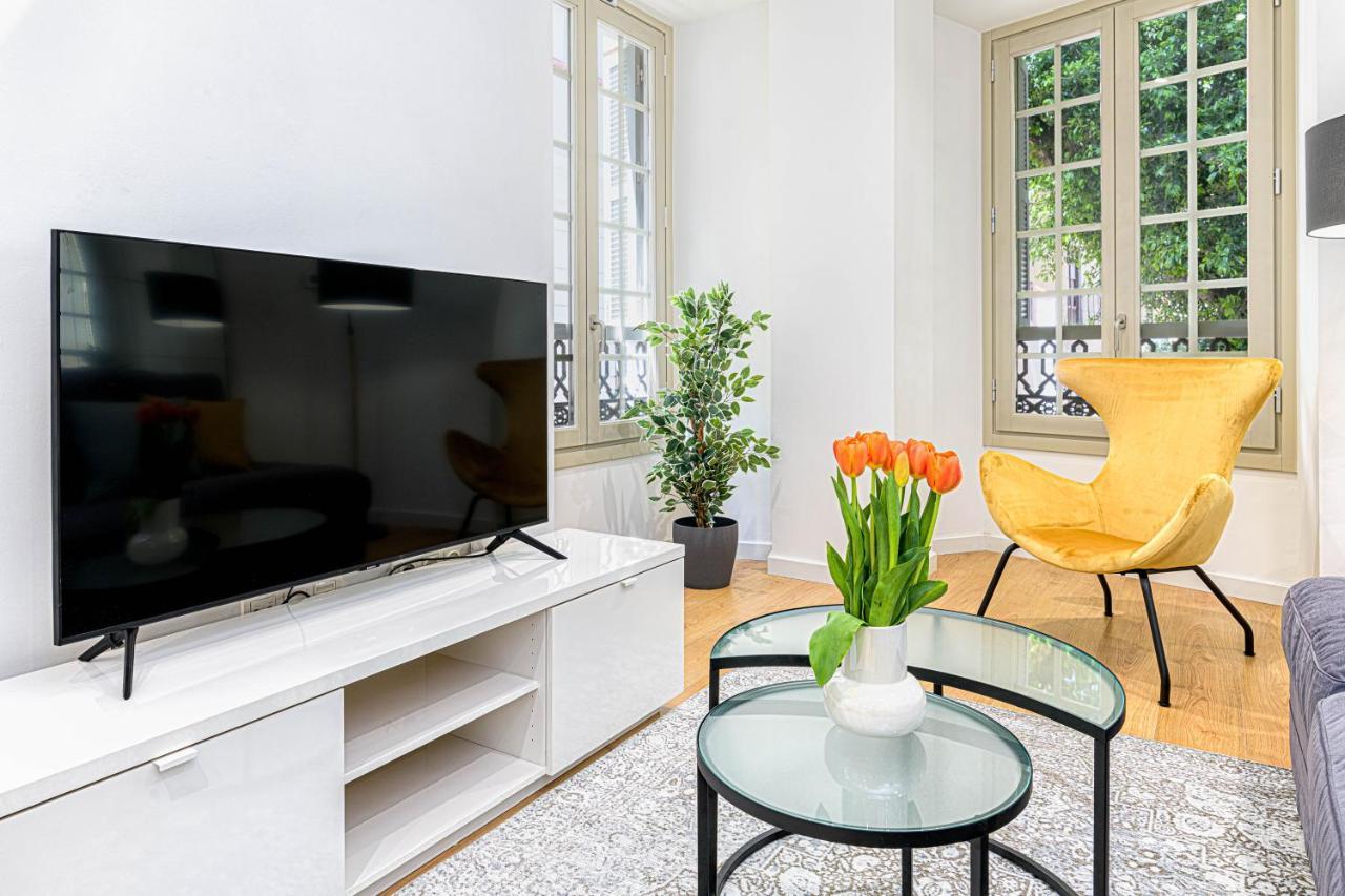 Wintowinrentals Historical Center & Free Parking Appartement