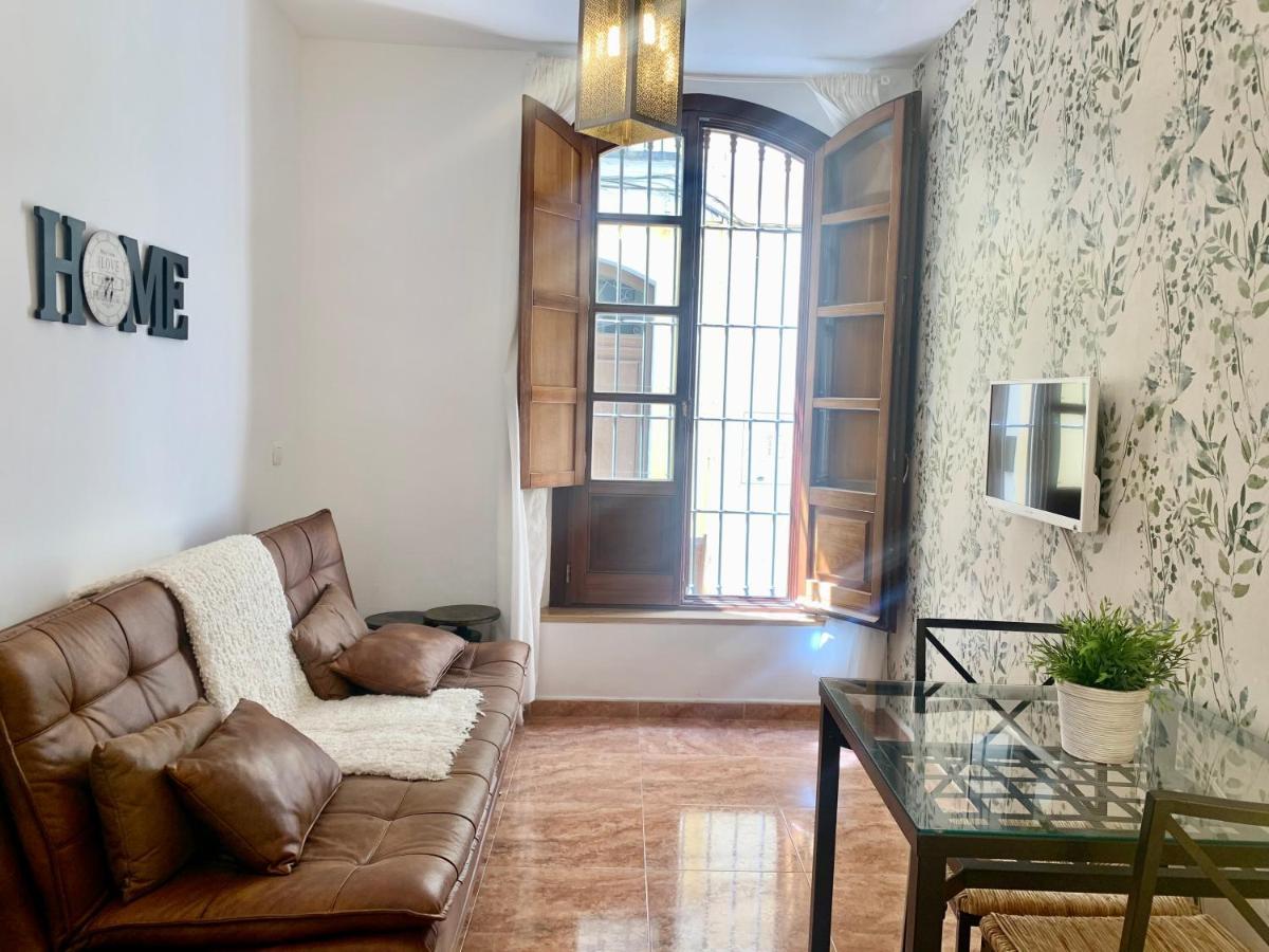 Lyrioshomes La Merced Centro * Malaga