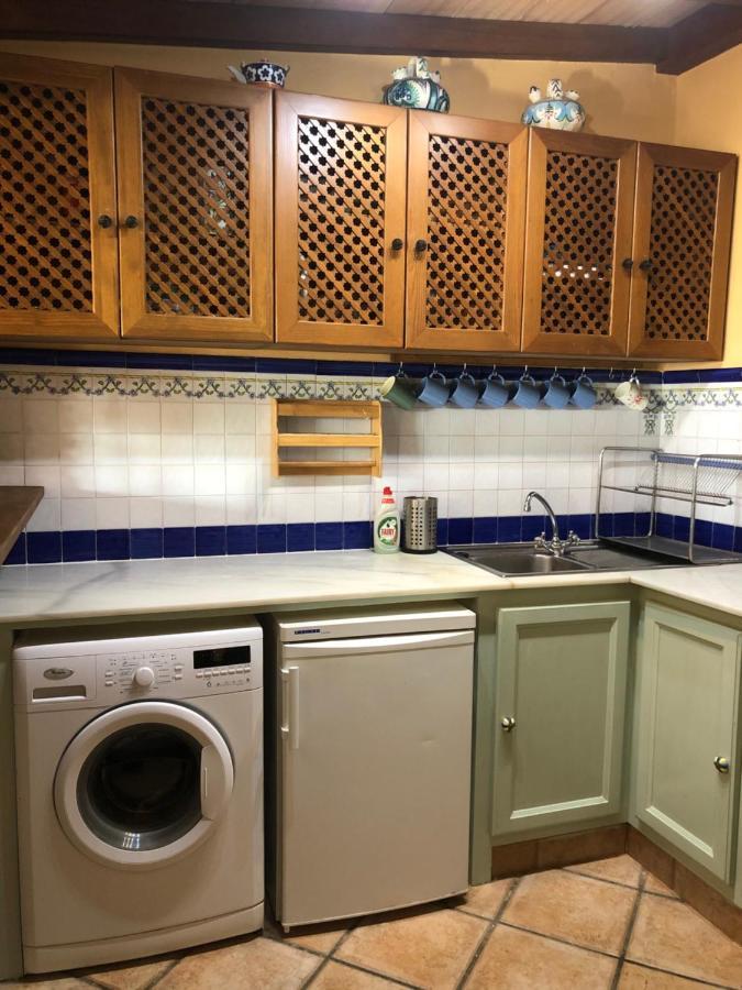 A Home-from-home With Stunning Views Fibre-optic Broadband + Uk And Spanish Tv Apartment *
