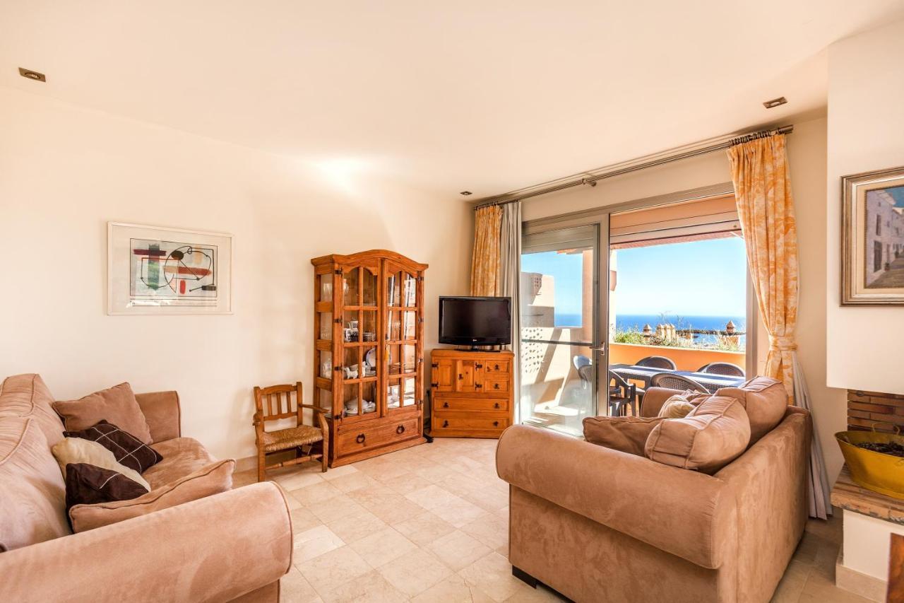 Townhouse With Great Sea Views In Riviera Del Sol Vakantiehuis Málaga