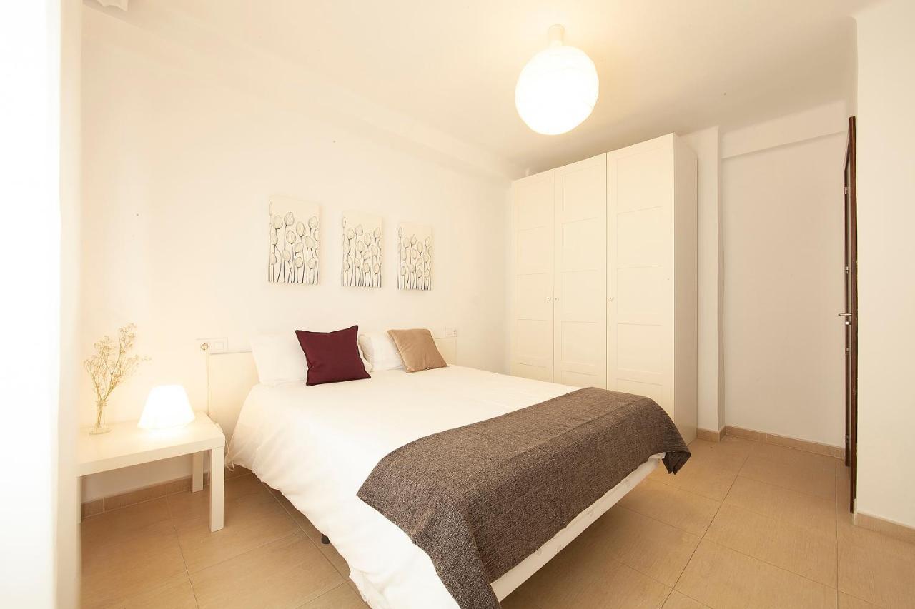 Fun Building Flats By Homeabout Apartamento