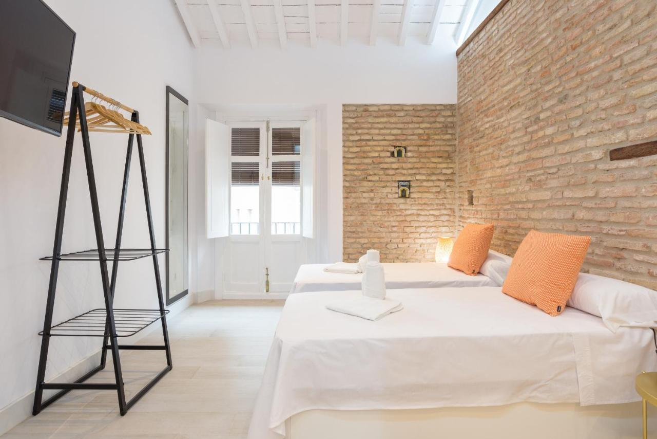 Te1b-el Teatro Brick Prime Location Apartment Malaga