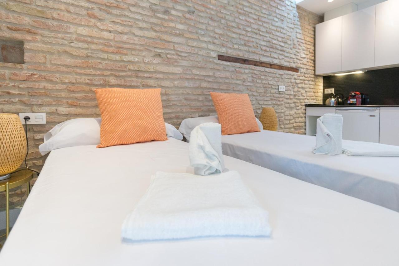 Te1b-el Teatro Brick Prime Location *
