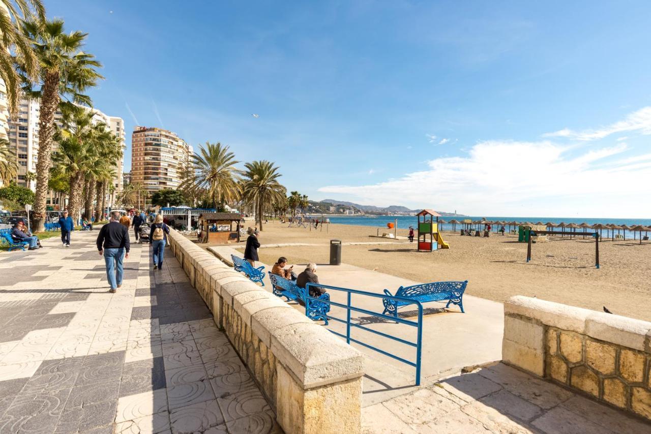 Mp2-bright Beachfront Studio Walk To Old Town Málaga