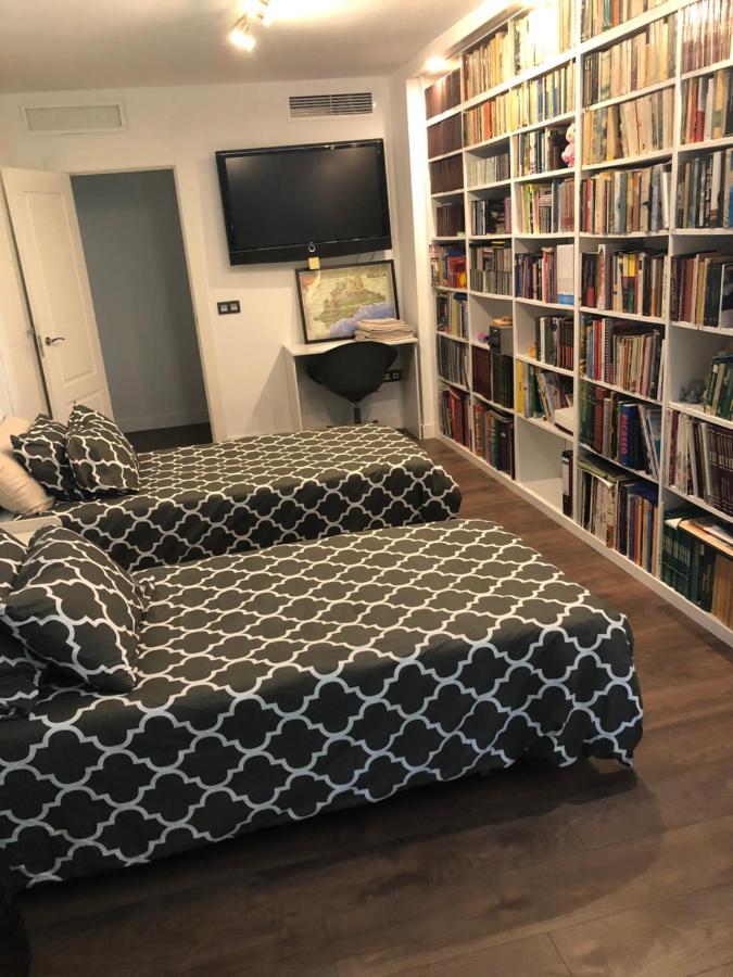 Chari Suites *