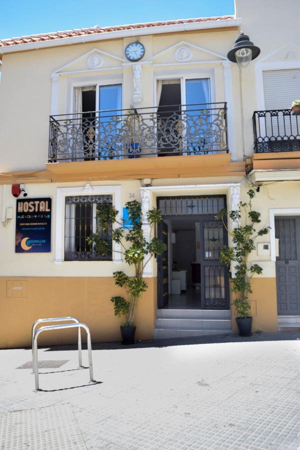 Lagunillas St.