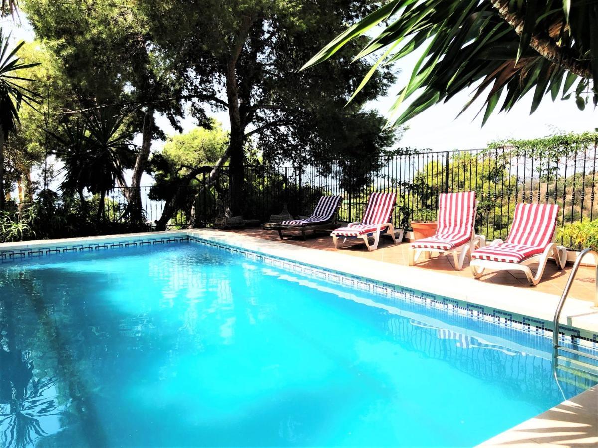 Rentcostadelsol Pinares-malaga Málaga