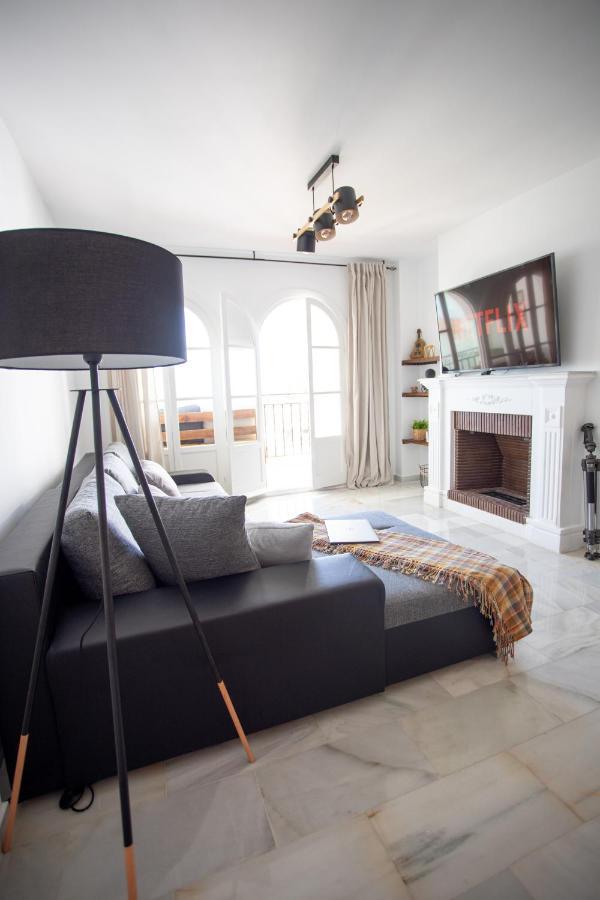 Apartment Lavistaazul - 2br W/ Terrace & Sea Views Malaga