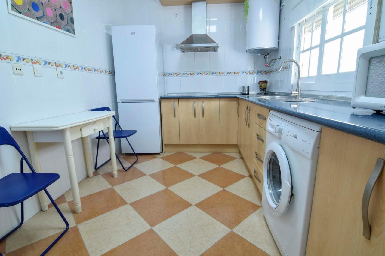 Letmalaga Popolo & Parking Apartment