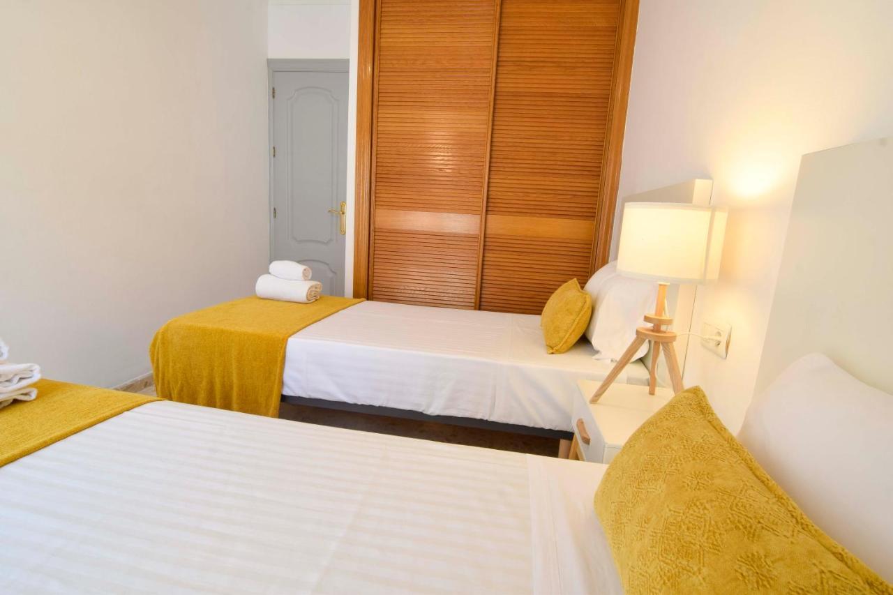 Letmalaga Popolo & Parking Apartment Malaga