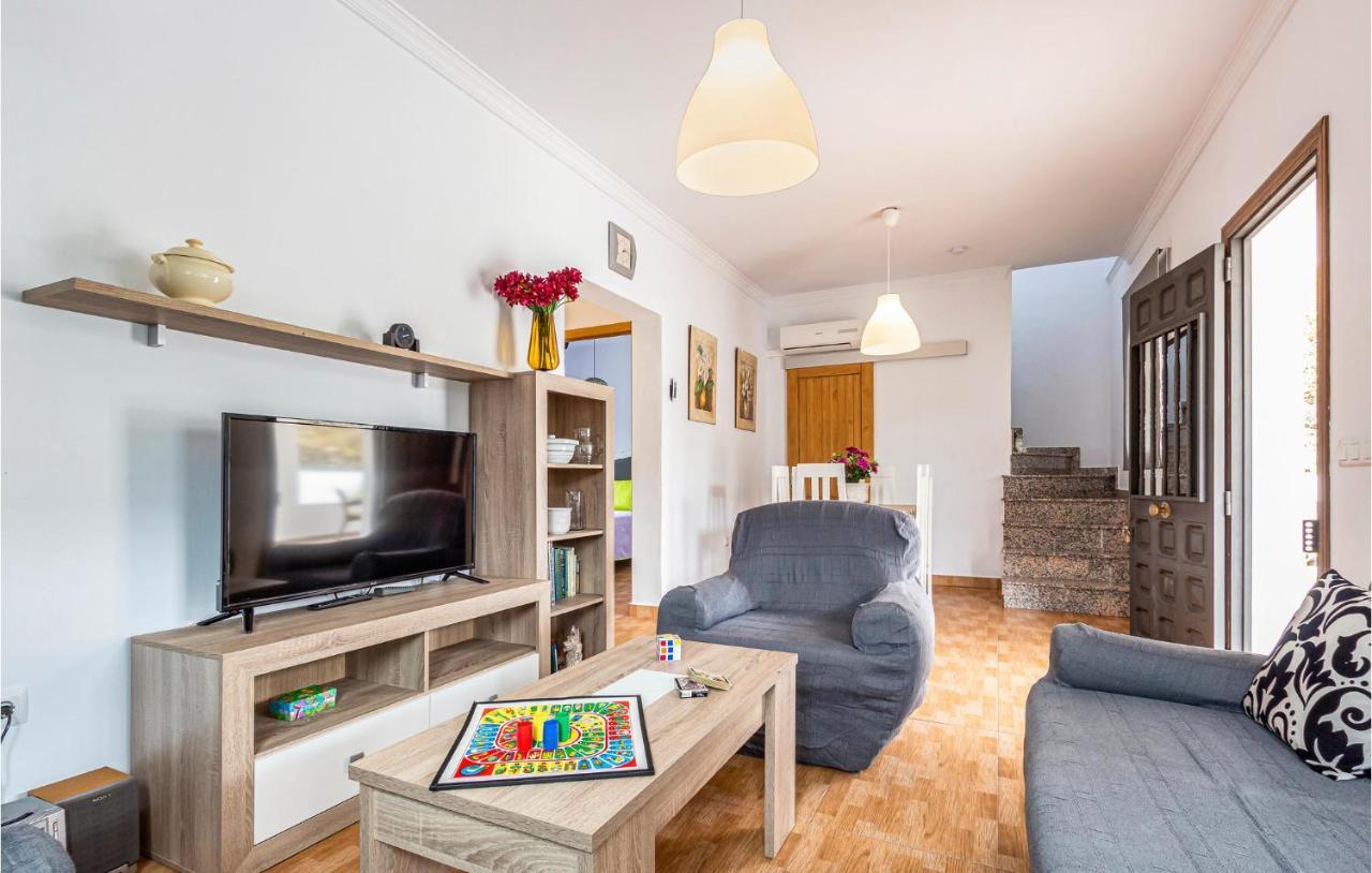 3 Bedroom Stunning In Feriehus Málaga
