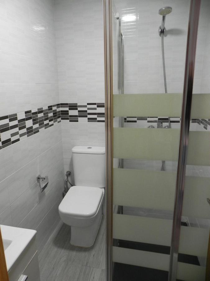 Holidays2malaga Reyna Manescau Apartments- Zona Huelin & 450 Mts De La Playa
