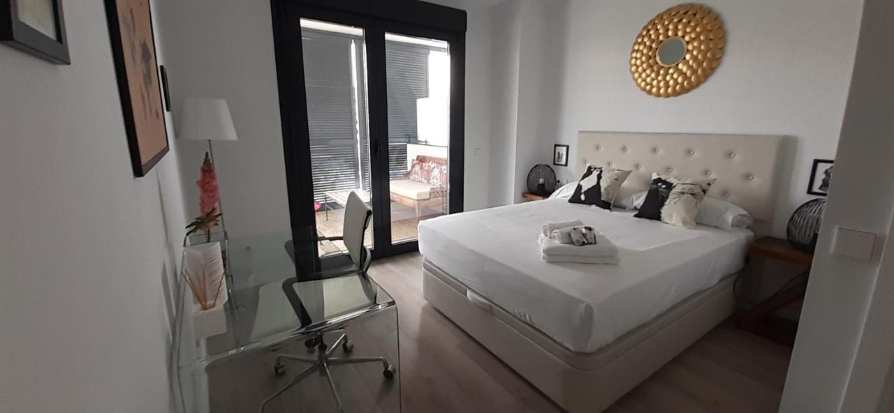 Teatinos Apartment