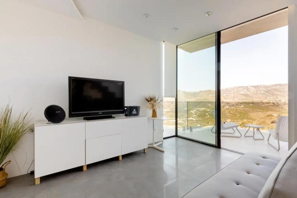 Luxury In Frigiliana - Maui Malaga