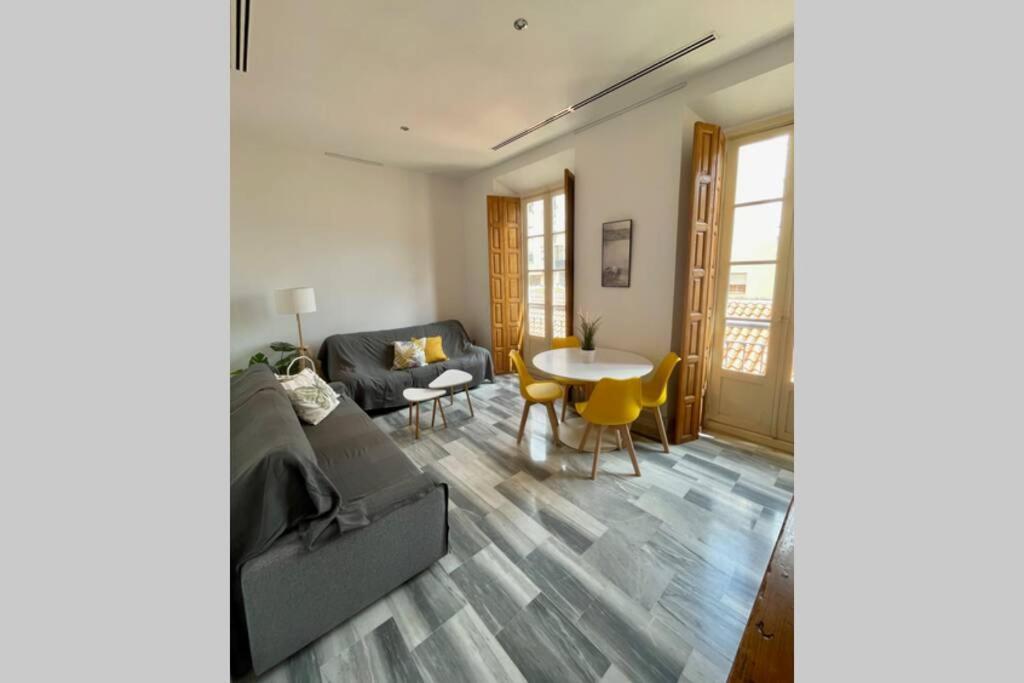 Picasso's Birth House Charming Appartement