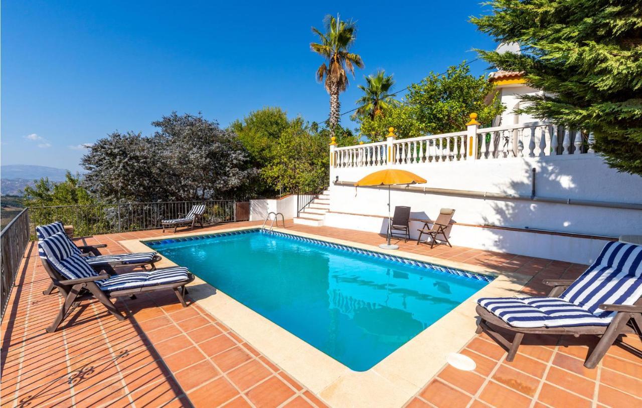 Pet Friendly In Iznate With Kitchen Ferienhaus