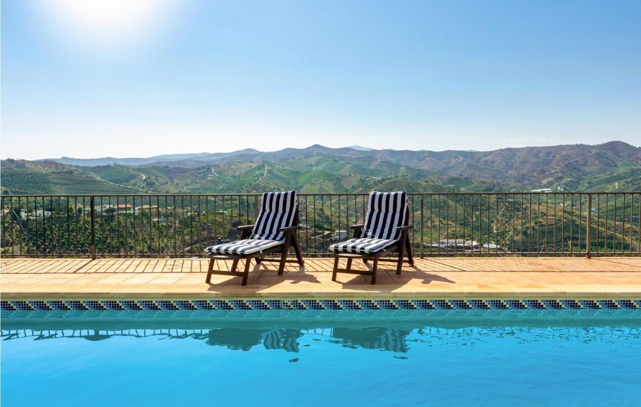 Pet Friendly In Iznate With Kitchen Hébergement de vacances *