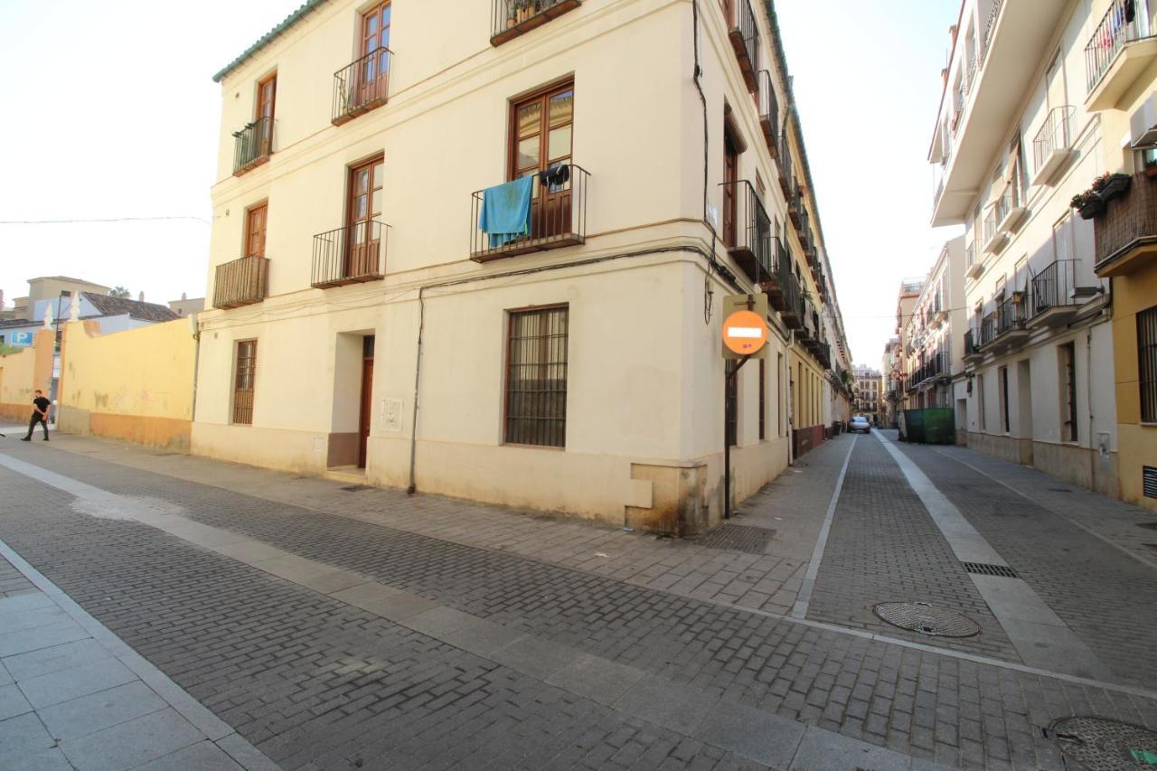 Del Parque Flats Alvarez Apartment