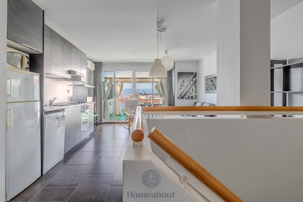 Fun Building By Homeabout Málaga