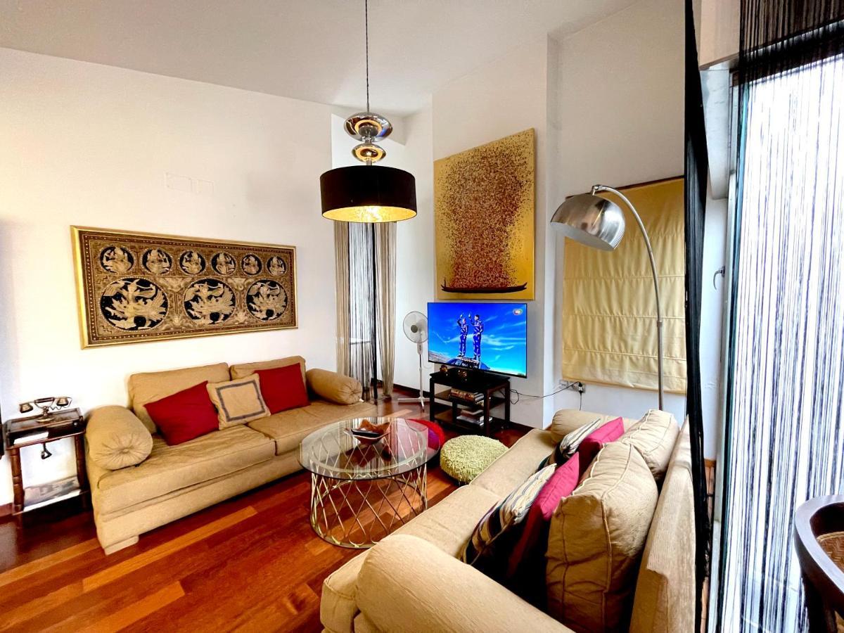 Atico En Plaza De La Constitucion 3 Bedrooms Málaga