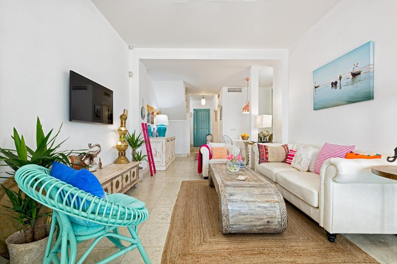 Noemi Playa House In By Solaga Homes