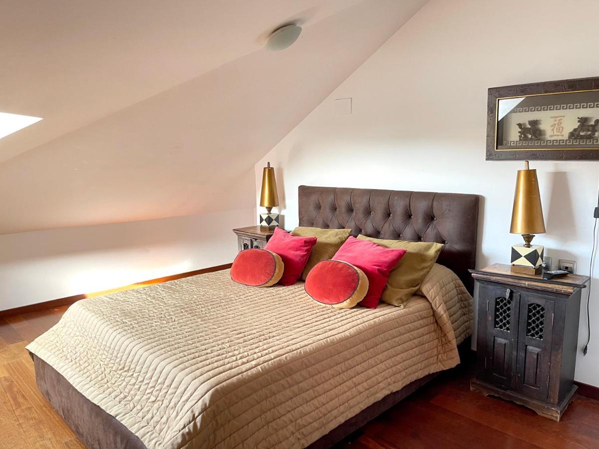 Atico En Plaza De La Constitucion 3 Bedrooms Lägenhet Málaga