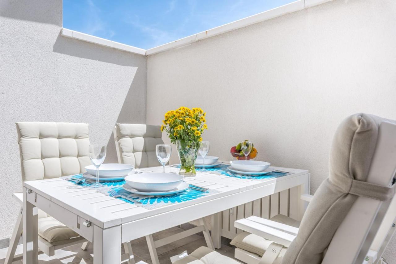 Jinetes Penthouse In By Solaga Homes Apartamento