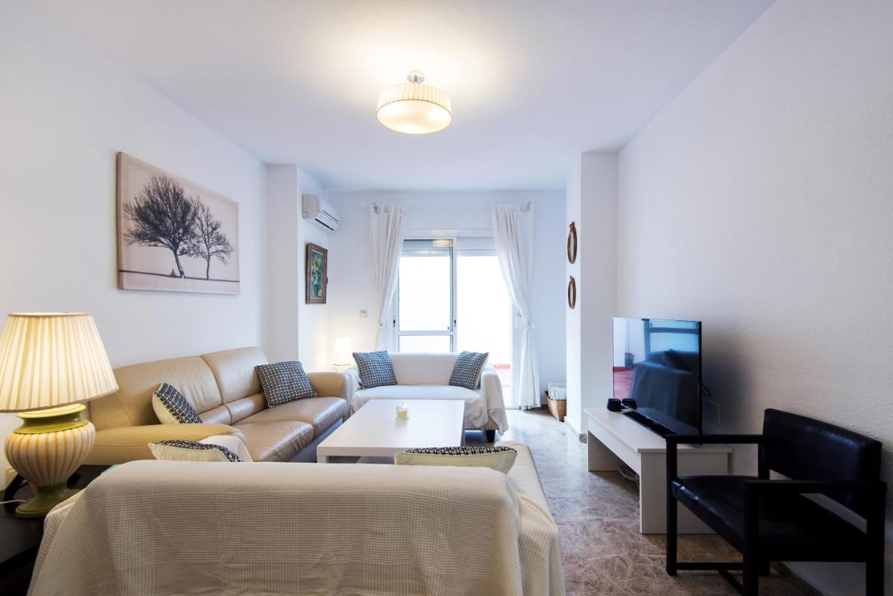 Apartment Center Location & Parking Free With Largeterrace & Bbq